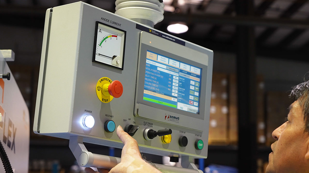 Our patented solutions provide up to 30% more storage volume than other gasholders. We push beyond outdated technologies, always innovating to stay ahead.